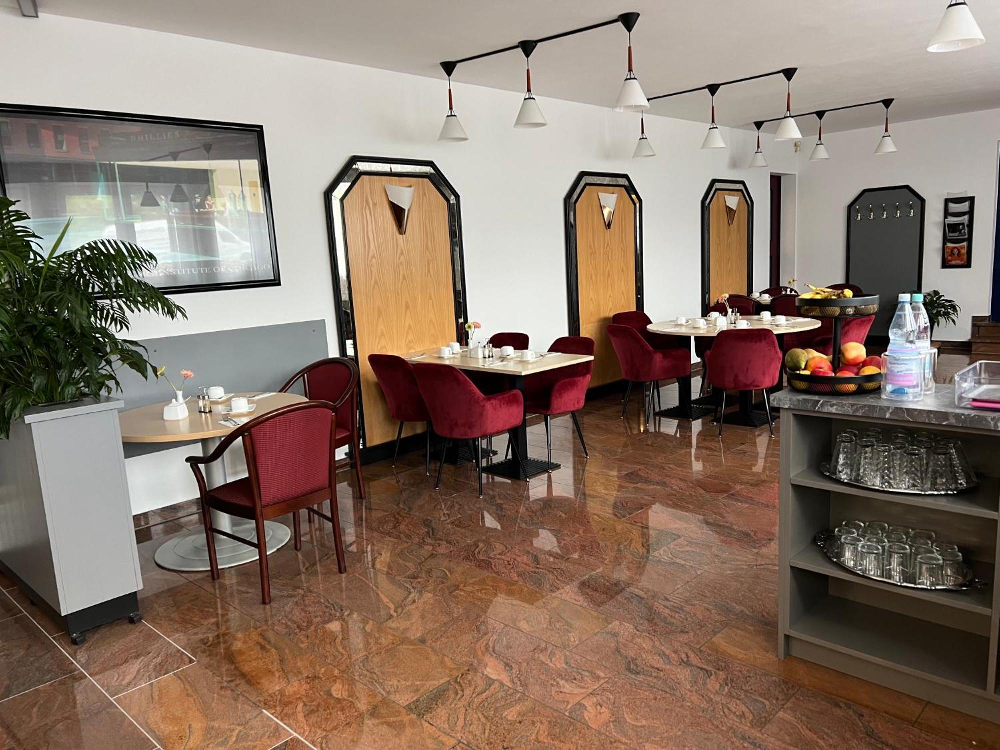 Hotel Aggertal กุมเมอร์สบาค ภายนอก รูปภาพ